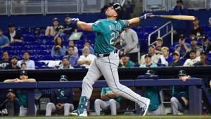 Is a swing change behind Cal Raleigh catching fire at the right time?