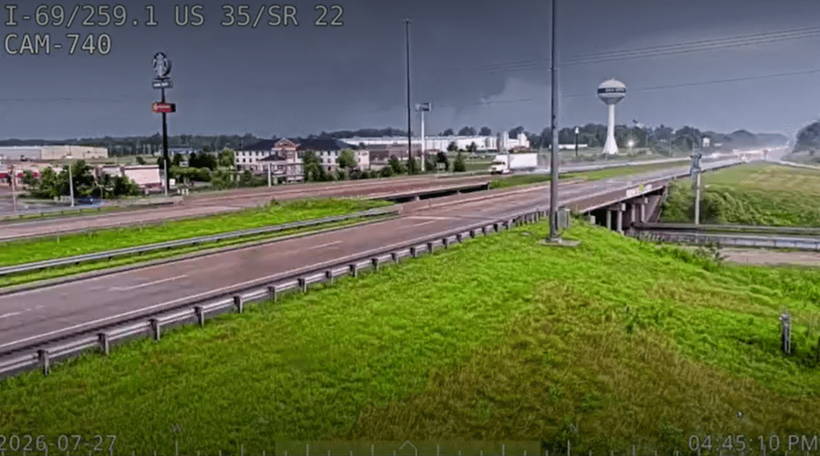 VIDEO: Tornado-warned storm near Marion